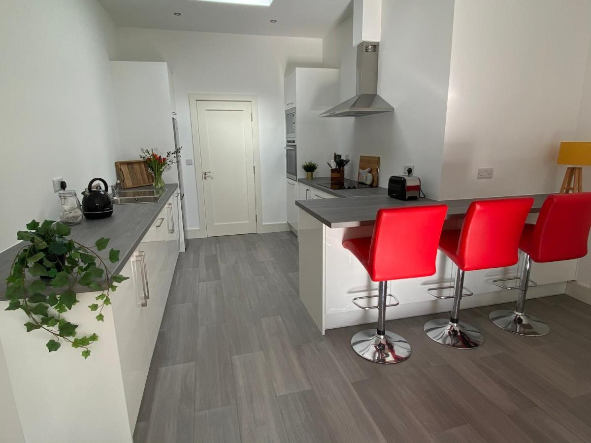 Apt 4 - Silver Spruce Apartment คิลลาร์นีย์ ภายนอก รูปภาพ