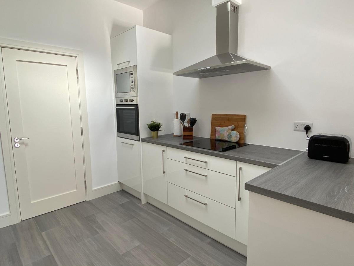 Apt 4 - Silver Spruce Apartment คิลลาร์นีย์ ภายนอก รูปภาพ