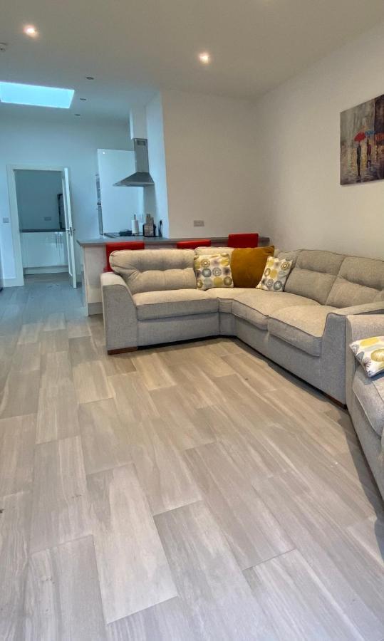 Apt 4 - Silver Spruce Apartment คิลลาร์นีย์ ภายนอก รูปภาพ