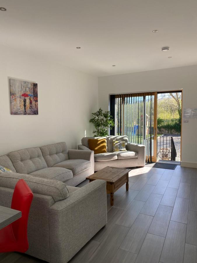 Apt 4 - Silver Spruce Apartment คิลลาร์นีย์ ภายนอก รูปภาพ